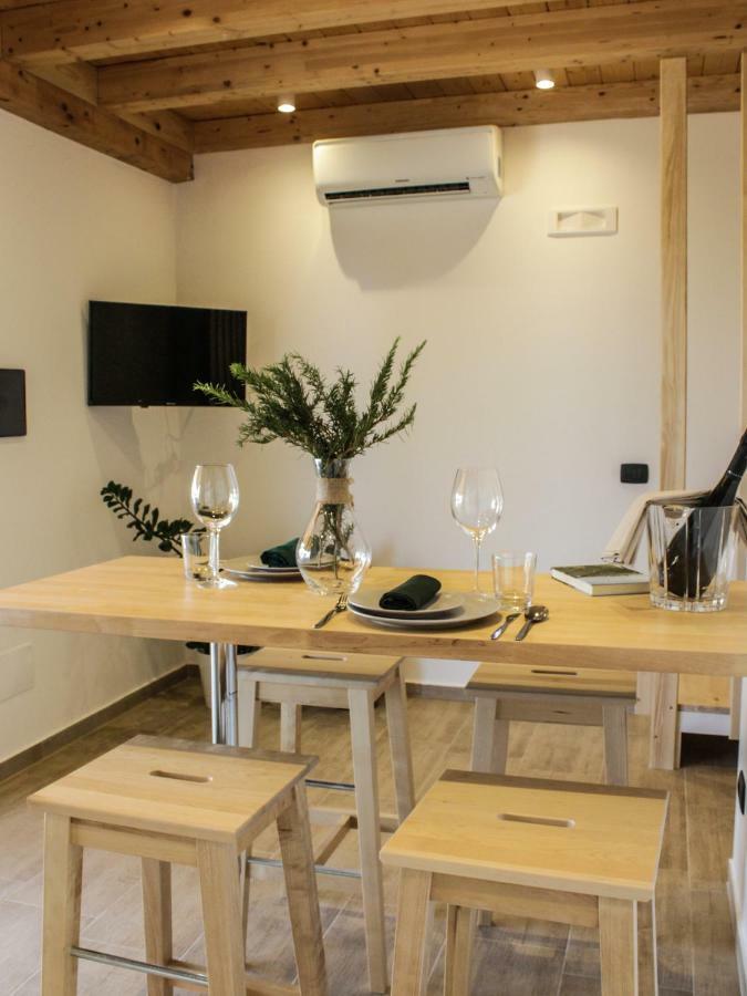 La Dimora Apartments Сикулиана Екстериор снимка